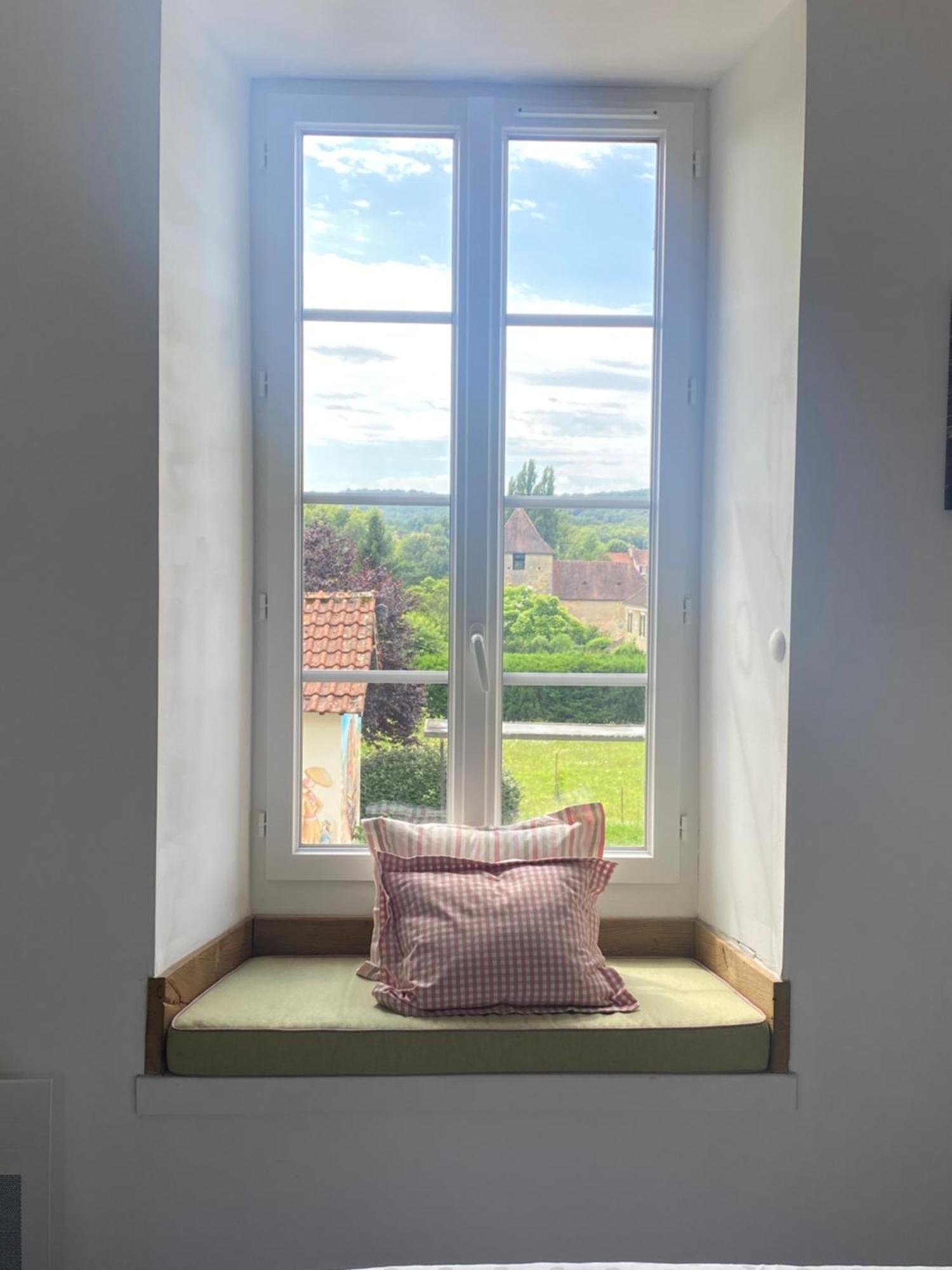 Ancien Relais De Poste The Old Post Office Bed & Breakfast Saint-Martial-d'Albarede Eksteriør bilde